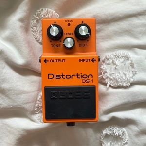 DS-1 Distortion Pedal
